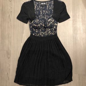 Vena Cava Lace Bustier Pleated Dress